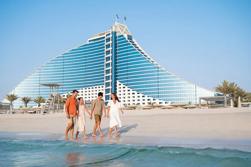Jumeirah Beach Hotel, Jumeirah Beach